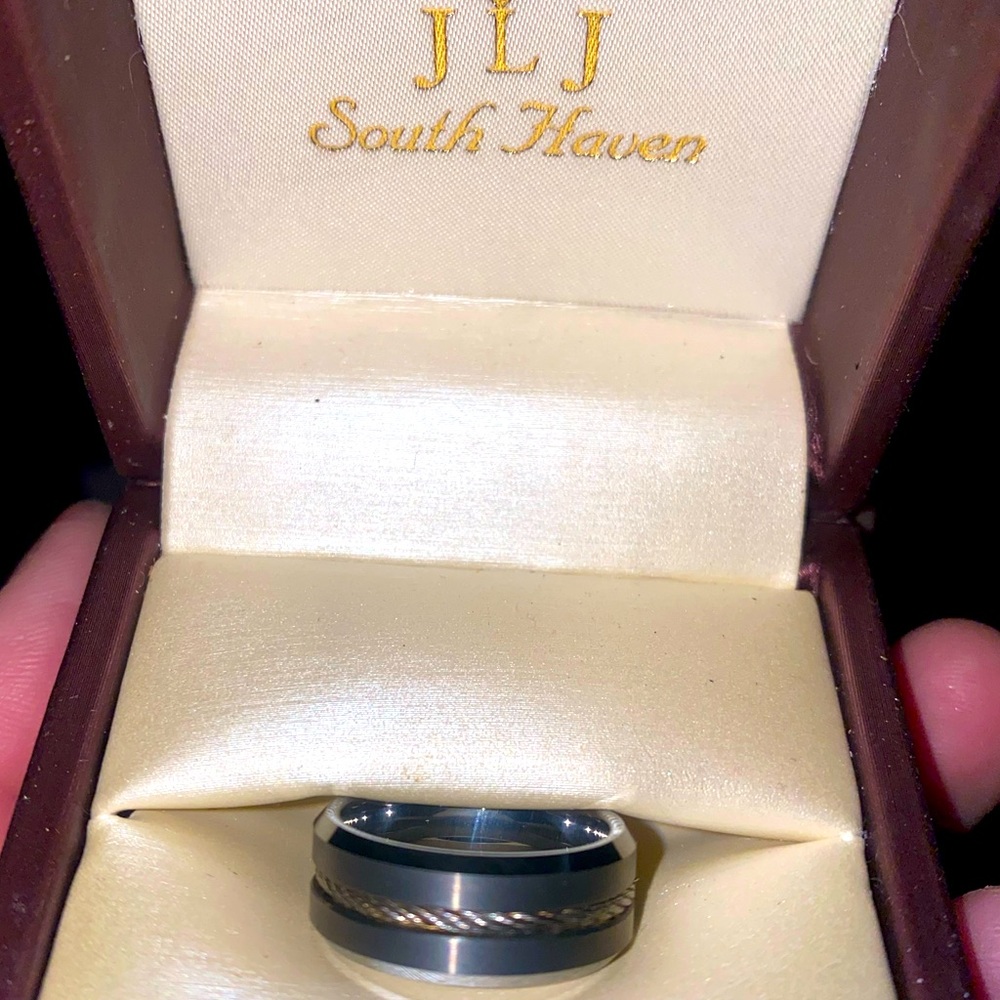 Men’s Titron titanium ring